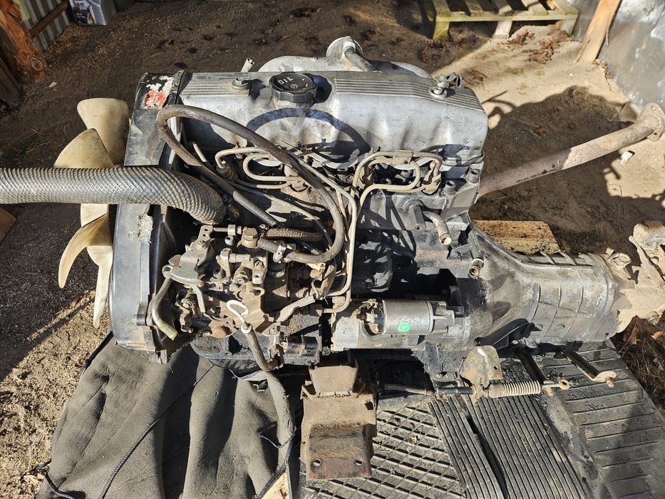 Silnik 2.5 TD Mitsubishi Pajero L200 L300  4D56