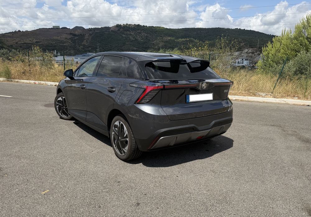 MG4 Luxury 64Kwh 2023