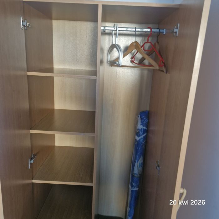 Szafa, szerokość 80cm.