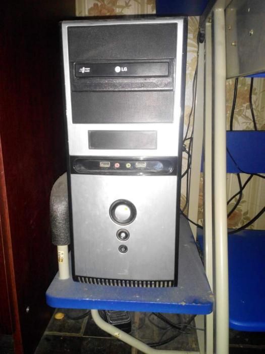 системник3 ядра Athlon II X3 460+монитор 23