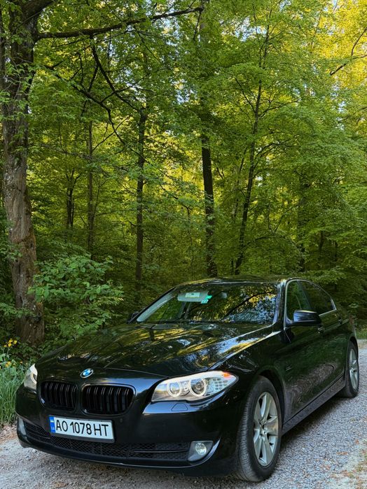 Продам BMW f10 528i