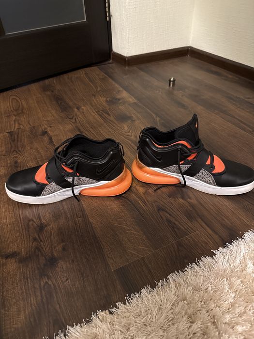 Кросівки Чоловічі Nike