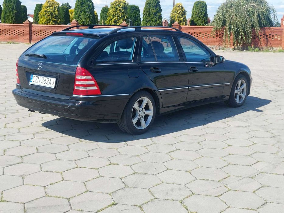 Mercedes-Benz Klasa C W203 C220 CDI