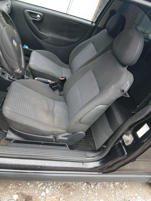 Ładna Corsa C ekonomiczna 1.0 2005r