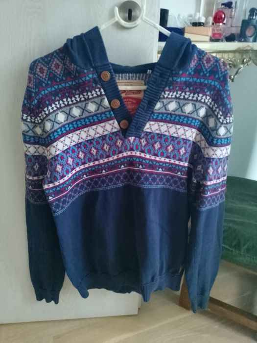 Gruby, bardzo ciepły kolorowy sweter