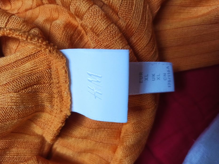 Футболка жіноча H&M гірчична в рубчик