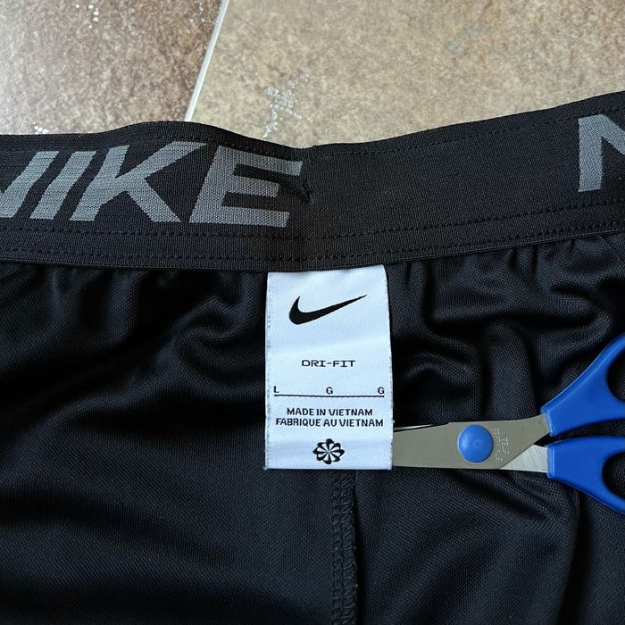 Nike спортивні шорти