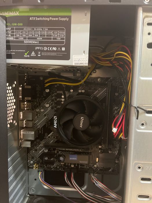 бюджетний компʼютер для ігор та навчання