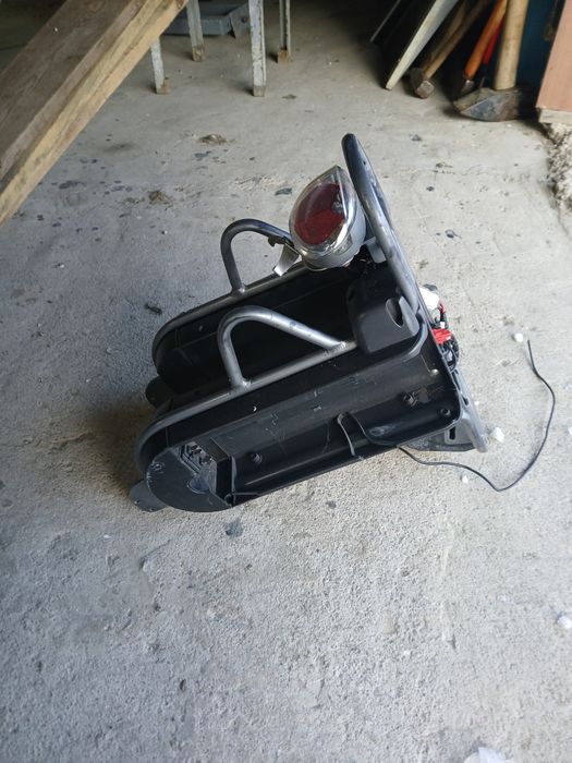 Bagażnik do roweru elektrycznego