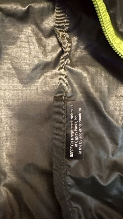 OSPREY Airporter Medium