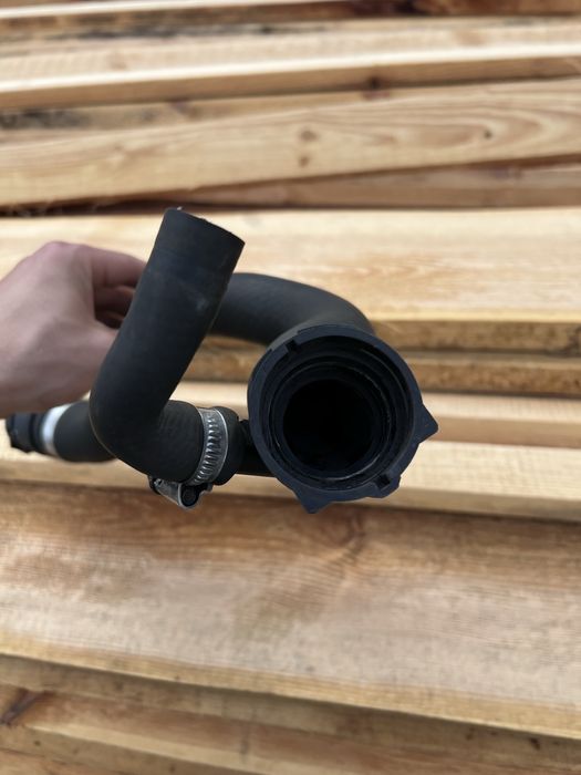 Нижній Патрубок Радіатора БМВ Е46 320d M47N Рестайлинг Шланг Тосола