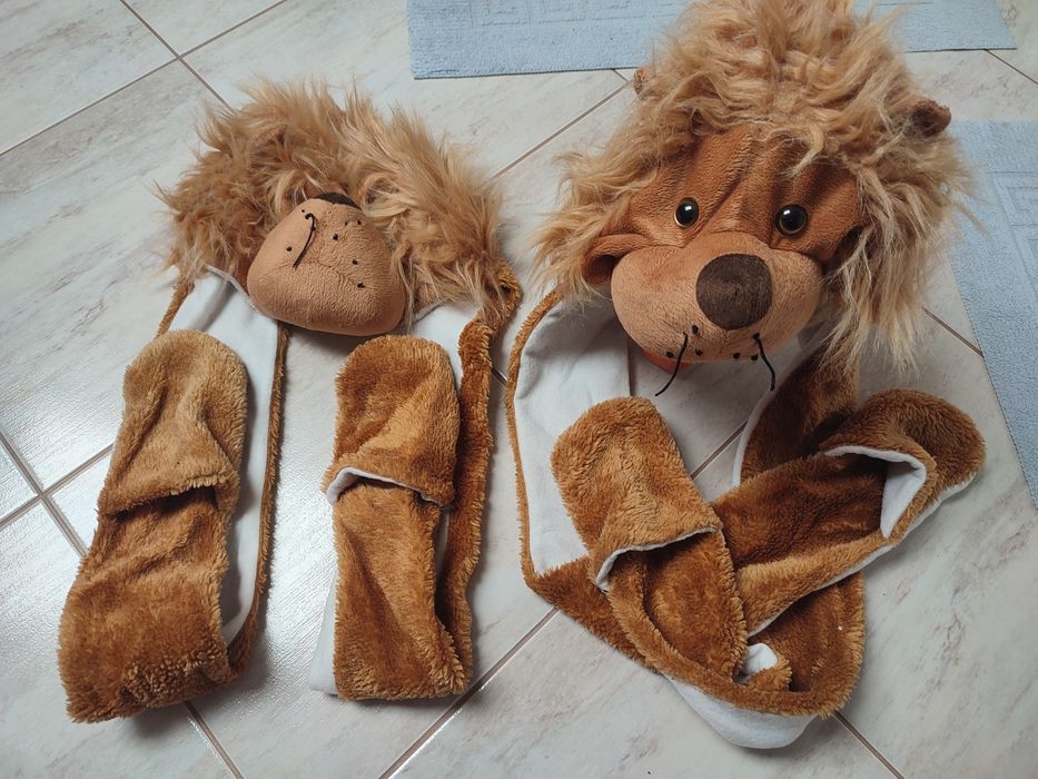 Zimowe czapki dla blizniaków