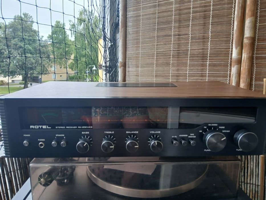 Amplituner Rotel RX-202 MKII Vintage Stereo Receiver – Made in Japan, stan bardzo dobry