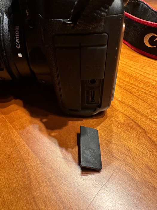 CANON EOS 50D + Obj EFS 17 85 f/4-5.6 IS USM