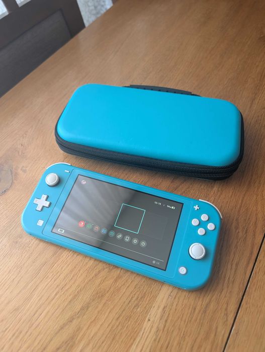 Nintendo Switch Lite (Блакитна) + Чохол