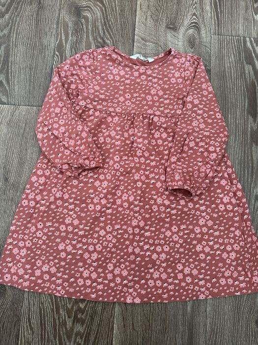 Сукня h&m на дівчинку 116/122