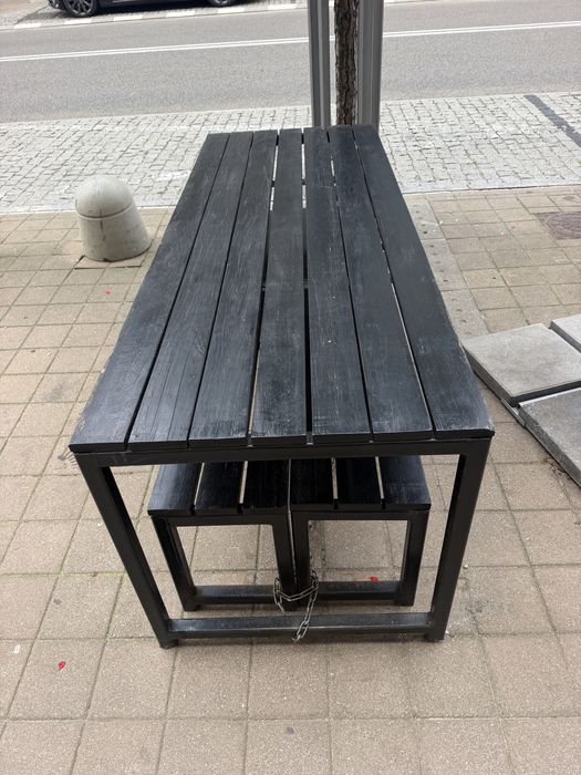 Zestaw ogrodowy, parasole ogrodowe, stoły, ławki