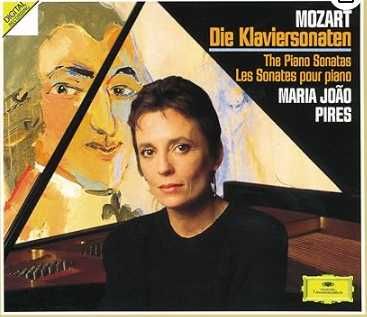 Vários CDs de pianista Maria João Pires