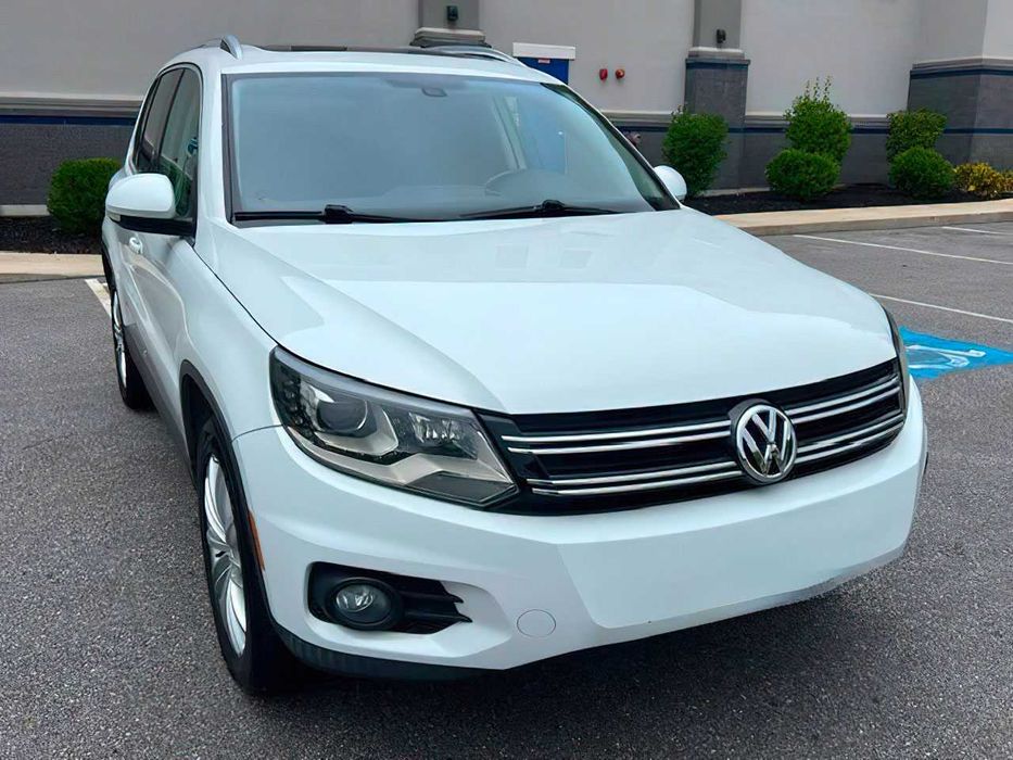 Volkswagen Tiguan      2016
