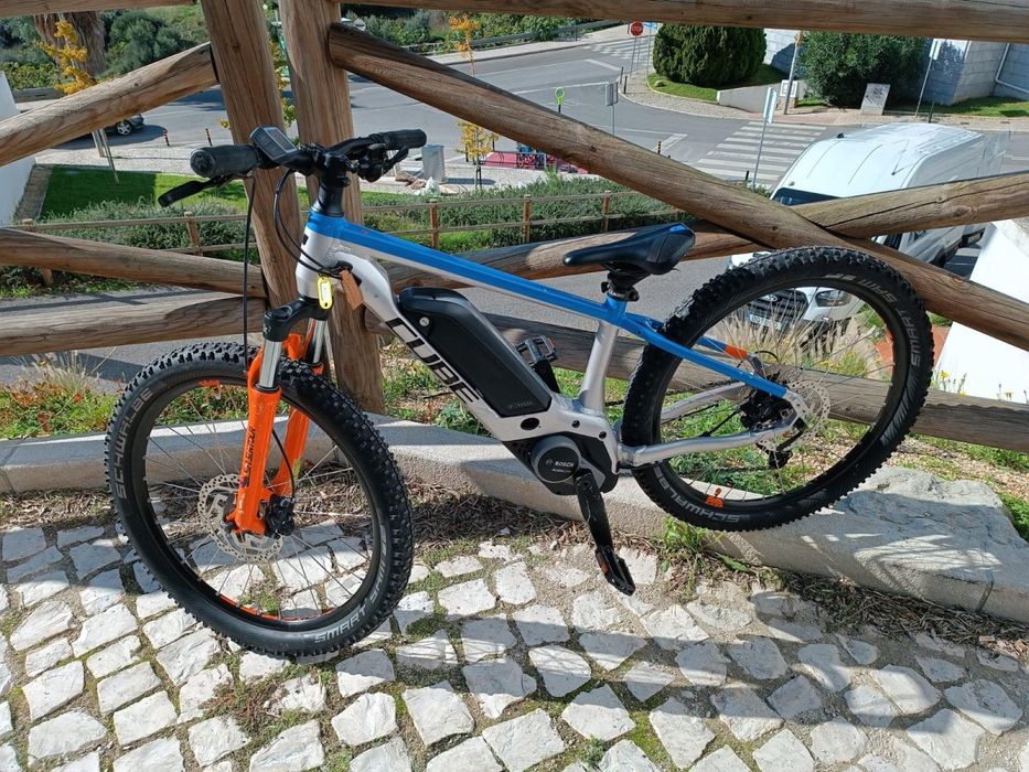 Bicicleta Eletrica CUBE 240 ACID Rookie PRO