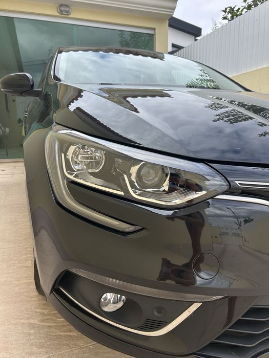 Ótica/Farol frontal Renault Megane