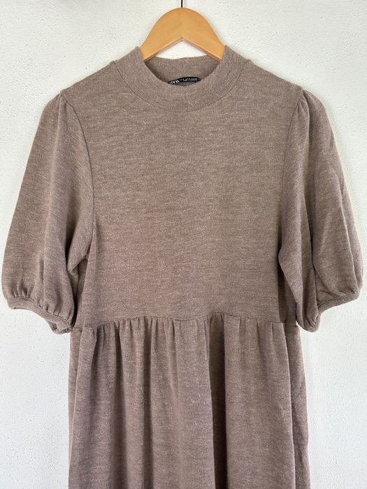 Vestido bege Zara Tamanho S