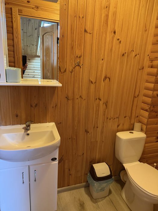 Здам в оренду двох рівневу квартиру з гаражем