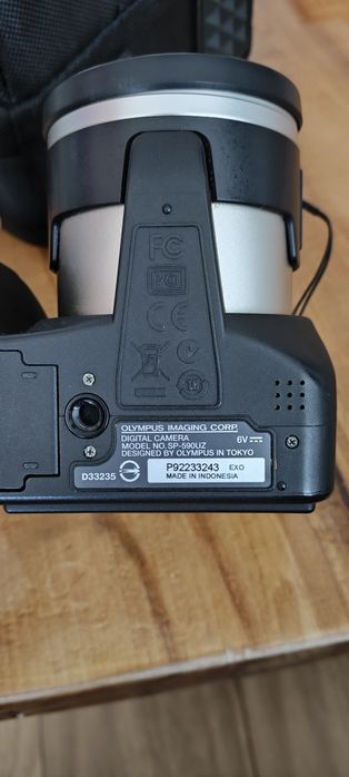Aparat Olympus SP- 590uz