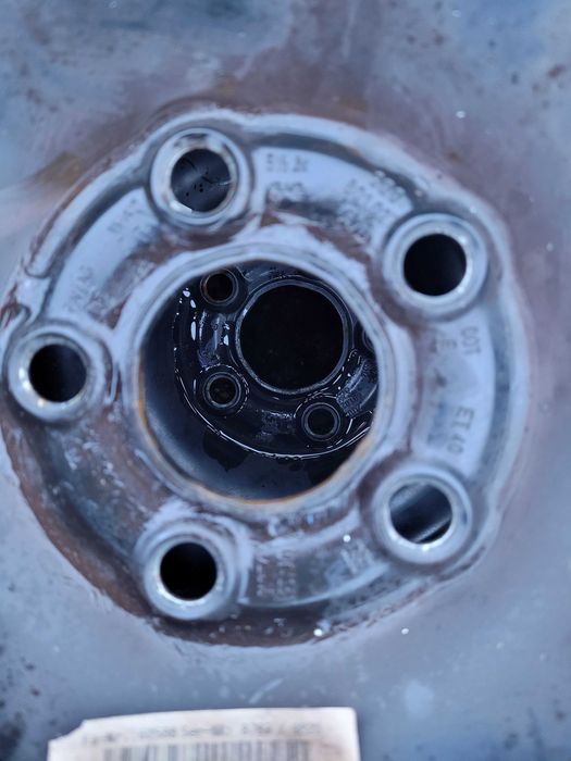 Koła zimowe VW Polo 2G 185/65R15