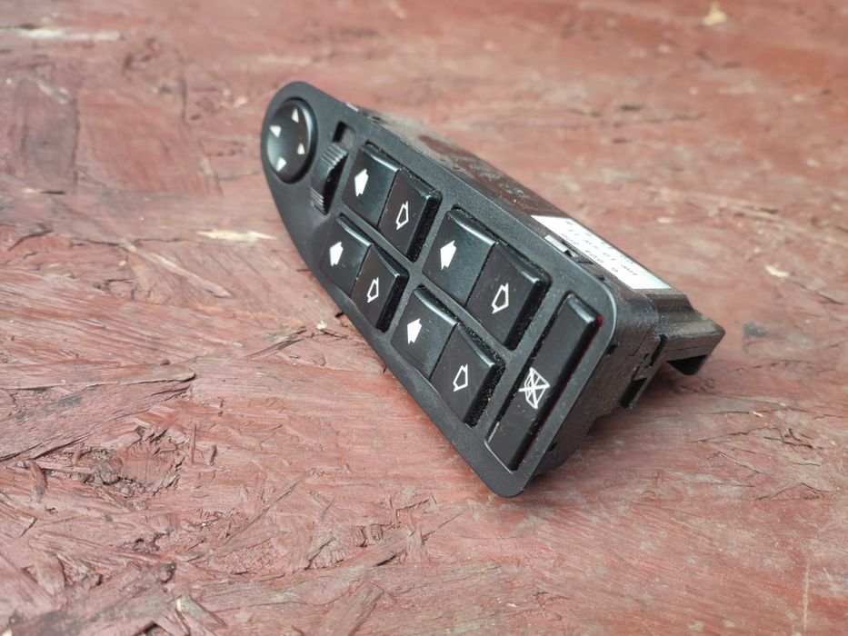 BMW E39 ORYGINALNY PANEL STEROWANIA SZYBAMI / PRZYCISK OTWIERANIA szyb Europa o nr.  61 31 2 357 606 OEM Sprawny w 100%