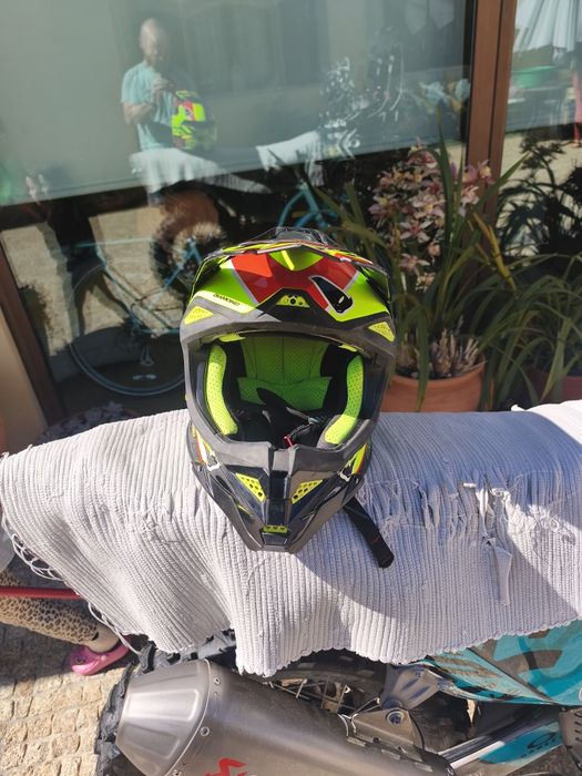 Capacete ufo diamond 40th