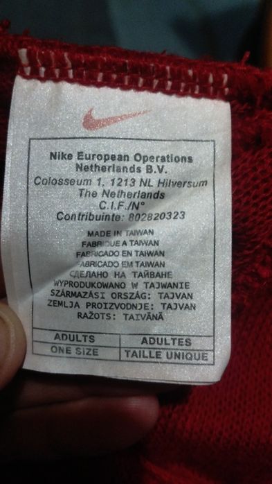 Шапка Nike в гарному стані