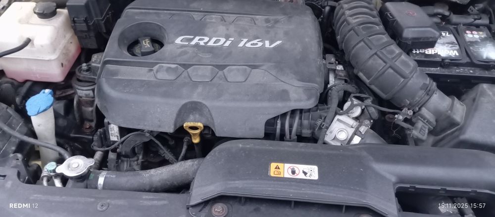 Hyundai i40 sedan -2012r. PILNIE