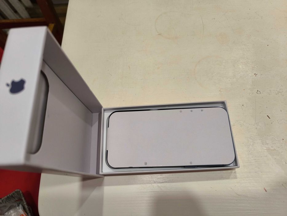 Iphone 17 pro max,Азiйська версiя.ДвI ciм.Коробка,зарядка.1v1,кабель.