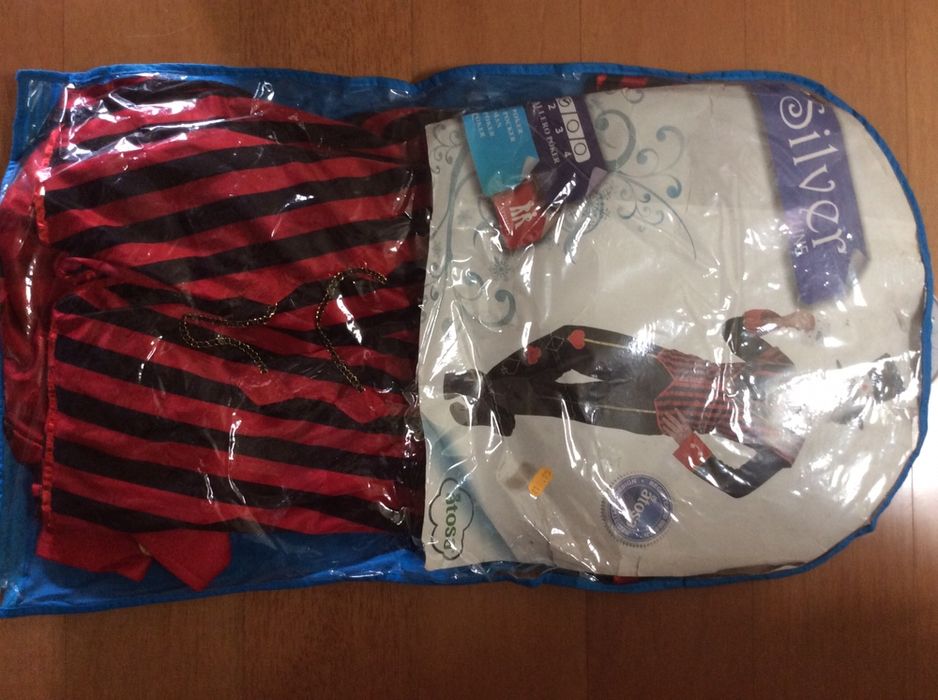 Fatos Halloween H&M e Carnaval Rei de Copas