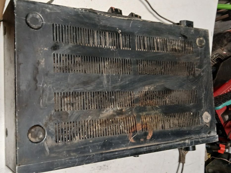 Wzmacniacz Diora uszkodzony