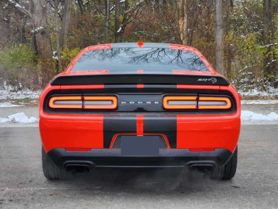 Dodge Challenger SRT Hellcat      2017
