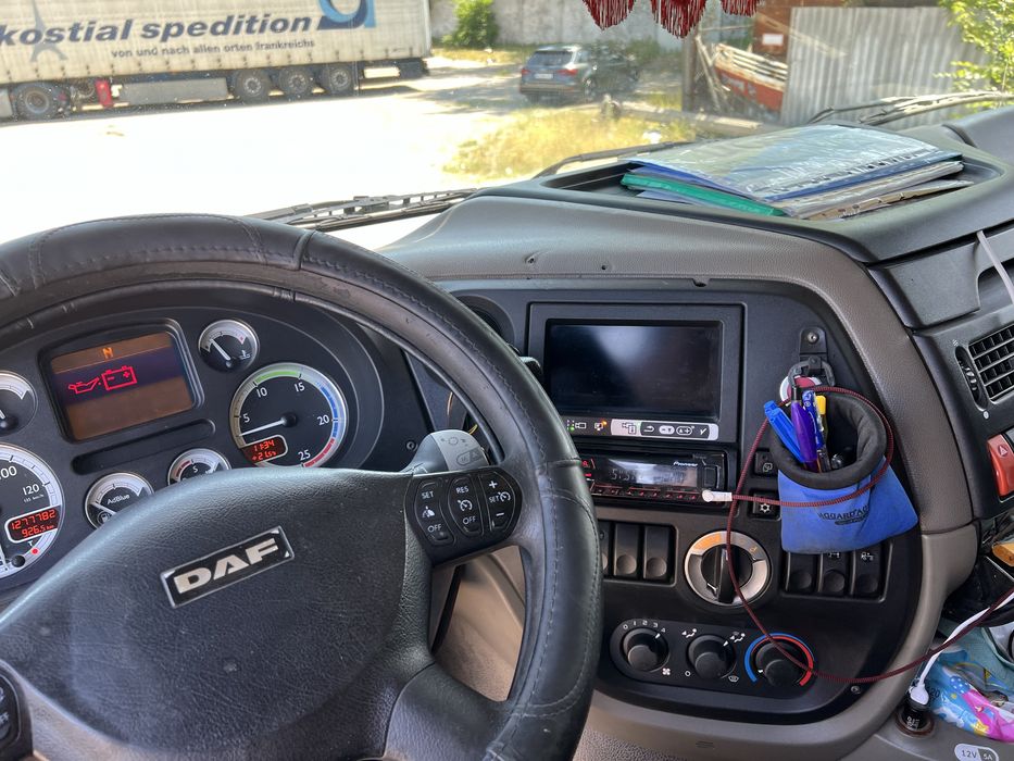 DAF XF 105 2013 рік причеп самоскид Schmitz 2017 рік