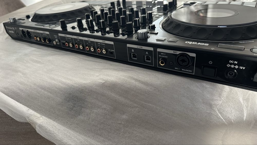 Pionner DDJ-1000SRT