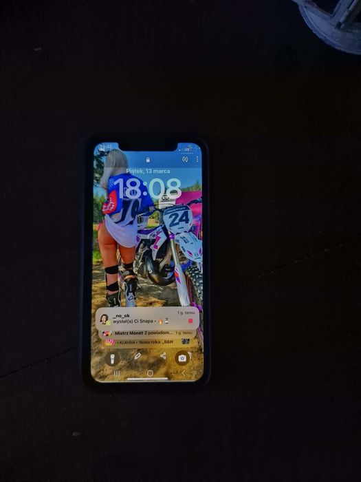 Iphone xe 64 gb jak nowy