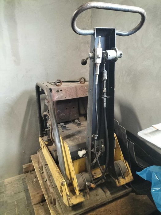 Zagęszczarka Bomag 750 kg