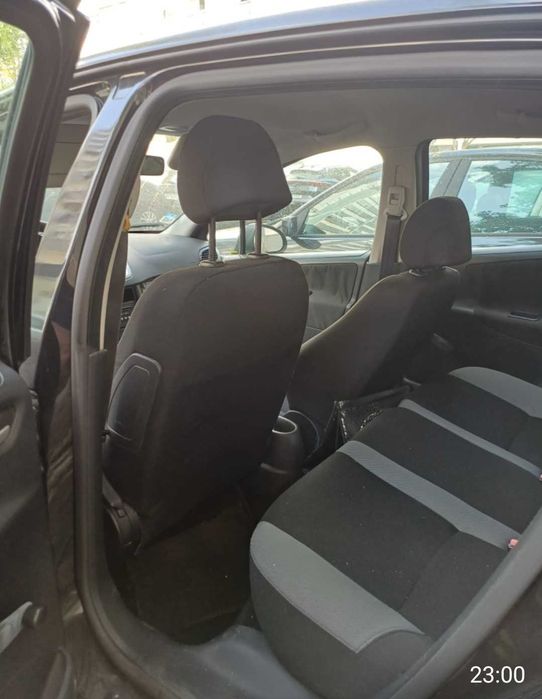 Peugeot 207 Ano 2006 potência 1400