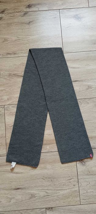 Шарф Levi's сірого кольору акрил чоловічий / унісекс Італія