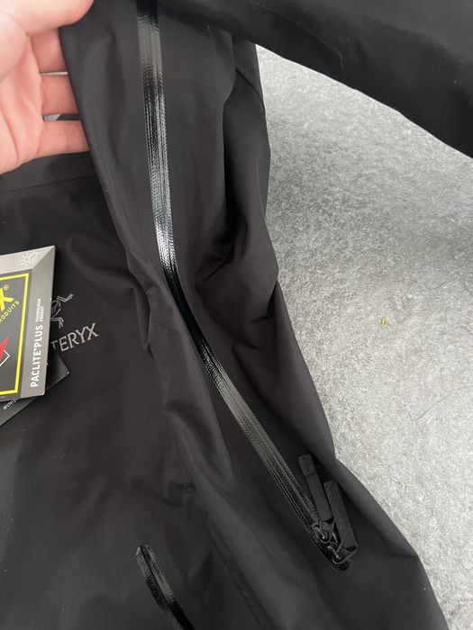 Arcteryx Rain Jacket Beta LT size S new