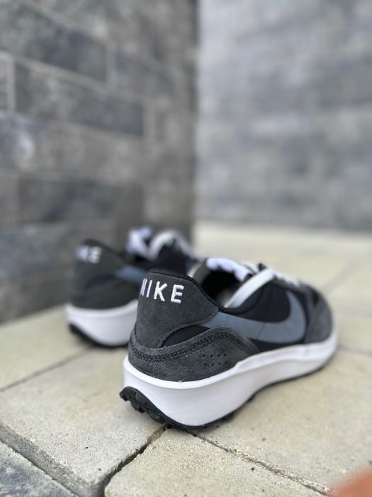 Чоловічі оригінальні кросівки Nike Waffle FJ4195 001