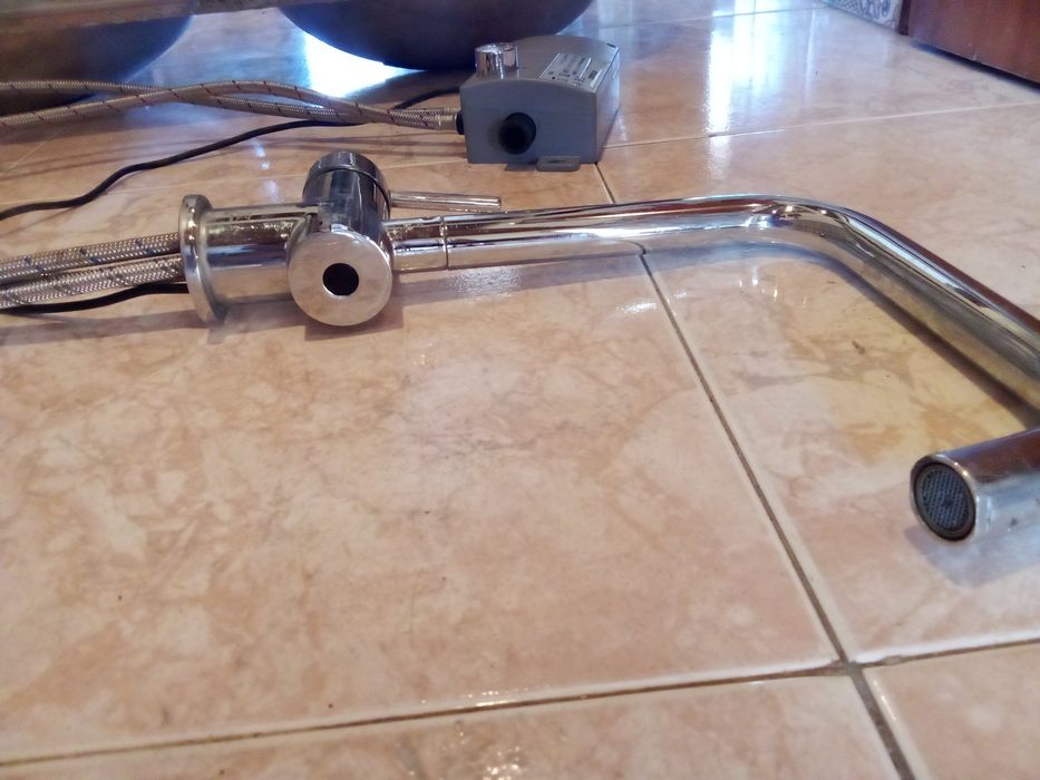 Cuba dupla inox lava mãos e torneira fria/quente automática