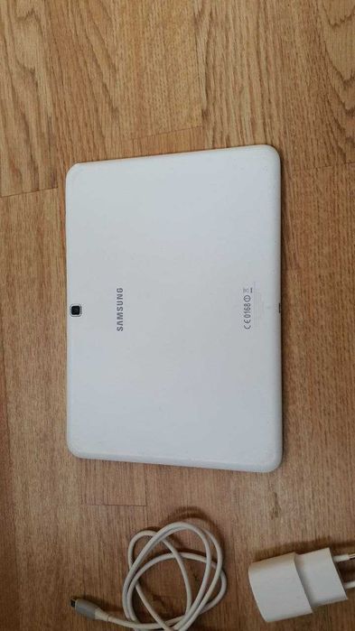 Планшет Samsung Galaxy Tab T530 16Gb 10.1" White