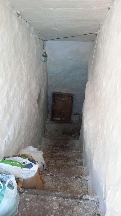 Продаж будинку у тихому місці