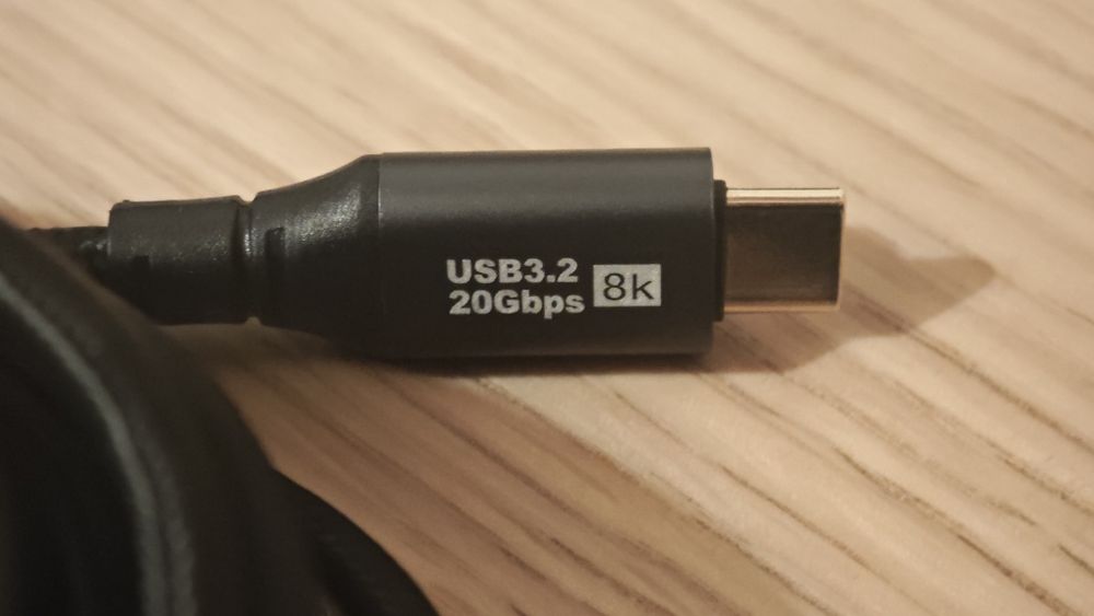 Cabo -  USB C Thunderbolt 4 - 20Gbs