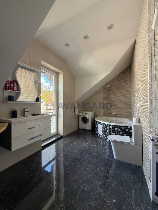 Продаж таунхаусу всього 5 км до Львова!